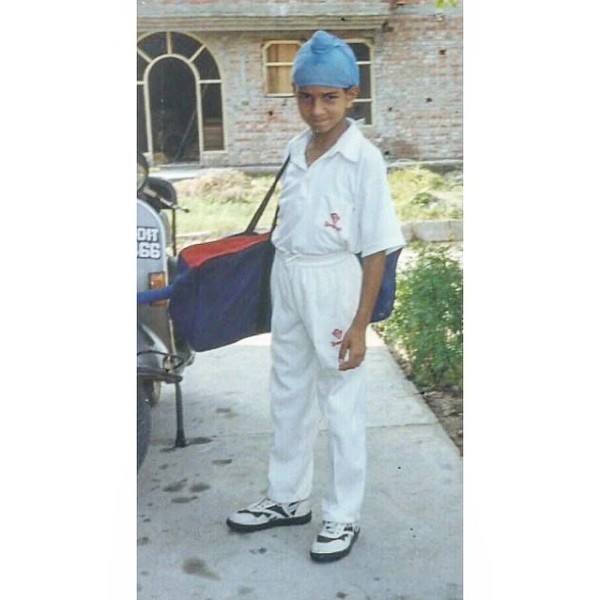 Gurpreet Singh Sandhu's childhood photo while going to cricket practice.
