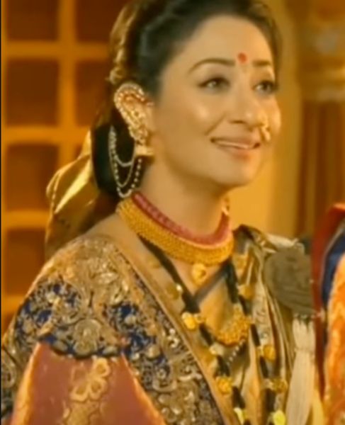 Shruti Panwar in stills from TV series 'Punyashlok Ahilyabai' (2022)