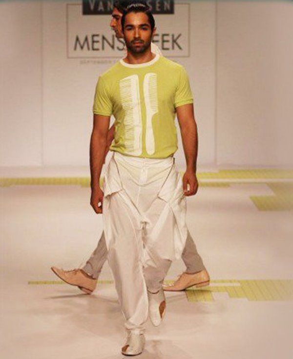 Varun Mitra at Wills India Men's Fashion Week