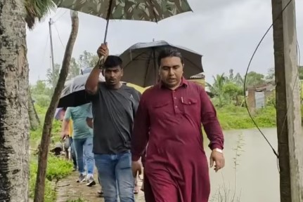 Sheikh Shahjahan during political convoy to resolve public issues