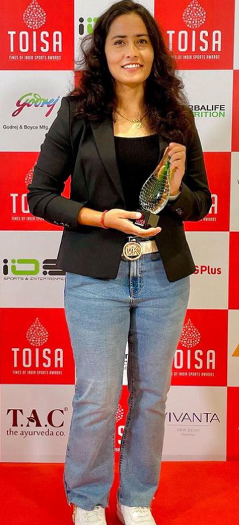 Annu Rani poses at the Times of India Sports Award as the Best Female Athlete 2022.