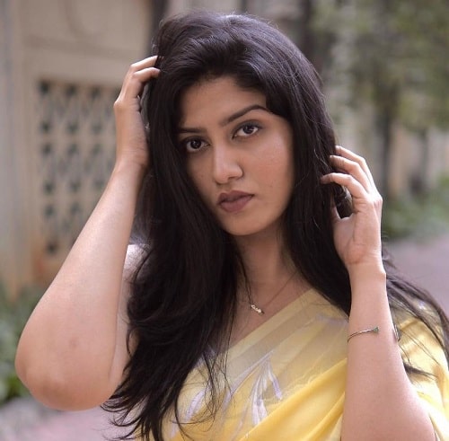 Navina Wadekar (Bawri) Wiki, Height, Age, Boyfriend, Husband, Family, Biography, etc. 1 Navina Wadekar