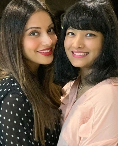 Bipasha Basu with her sister