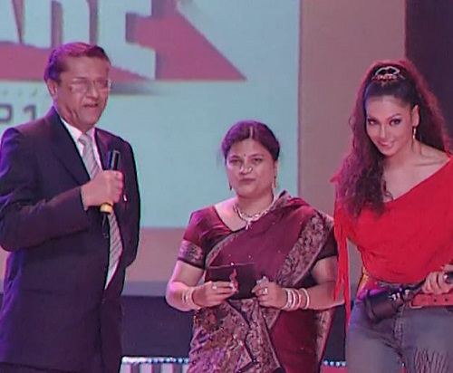 Bipasha Basu, winner of the 47th Filmfare Awards