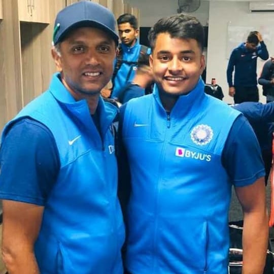 Sushant Mishra with Rahul Dravid (left) during the 2020 U-19 World Cup.