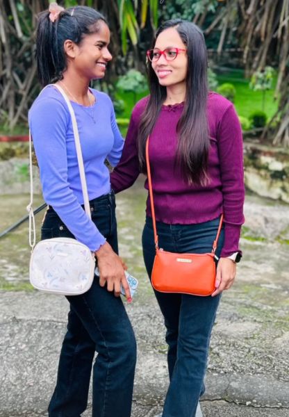 Sangita Kumari (left) and her younger sister