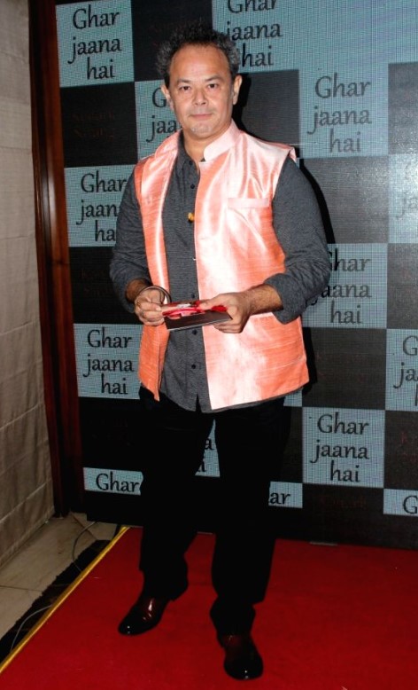 Raj Zutshi Wiki, Age, Wife, Children, Family, Biography, etc. 4 Raj Zutshi's appearance