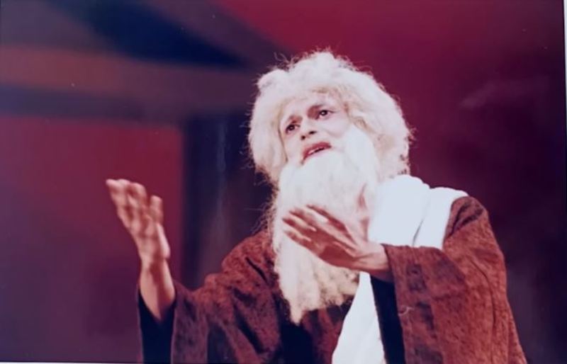 Shyam Pathak in the play ‘Sandhya Chayya’