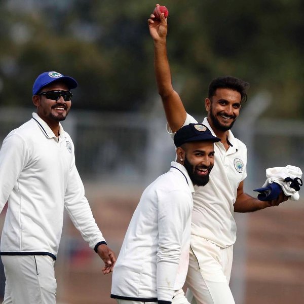 Harsal Patel playing for Haryana in Ranji match