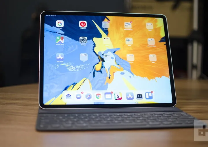 What does 120Hz refresh rate do? Description of smartphone refresh rate 4 A device with a high refresh rate, the iPad Pro.