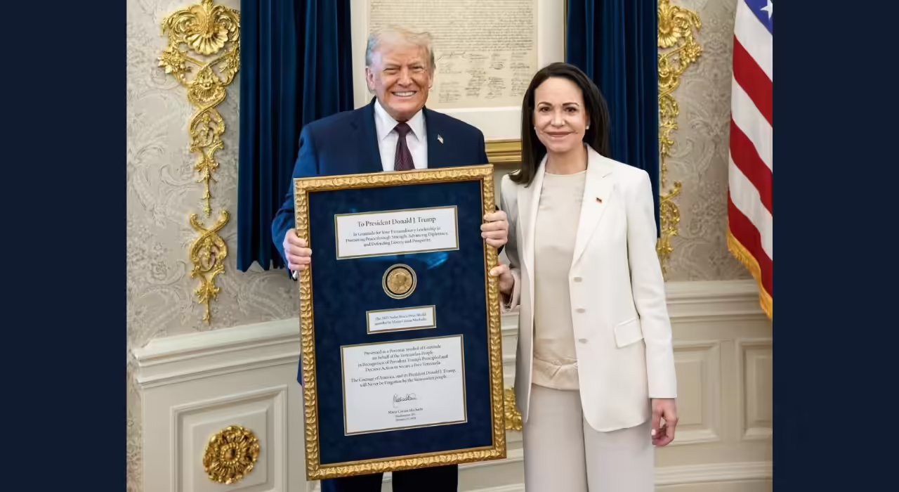 María Corina Machado presented Trump with her Nobel medal