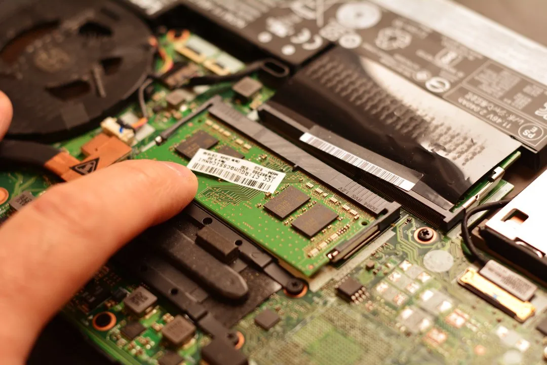 RAM Security on Laptop Motherboards