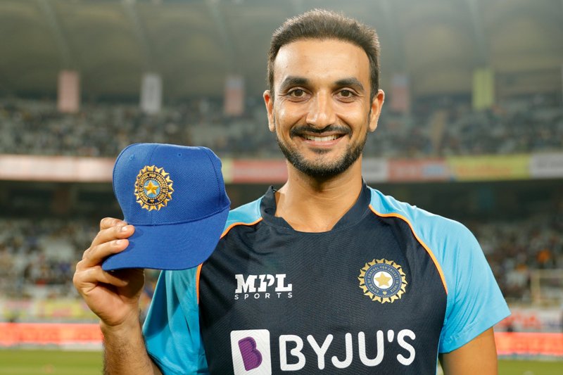 Harshal Patel Wiki, Height, Age, Wife, Family, Biography, etc. 1 Harshal Patel