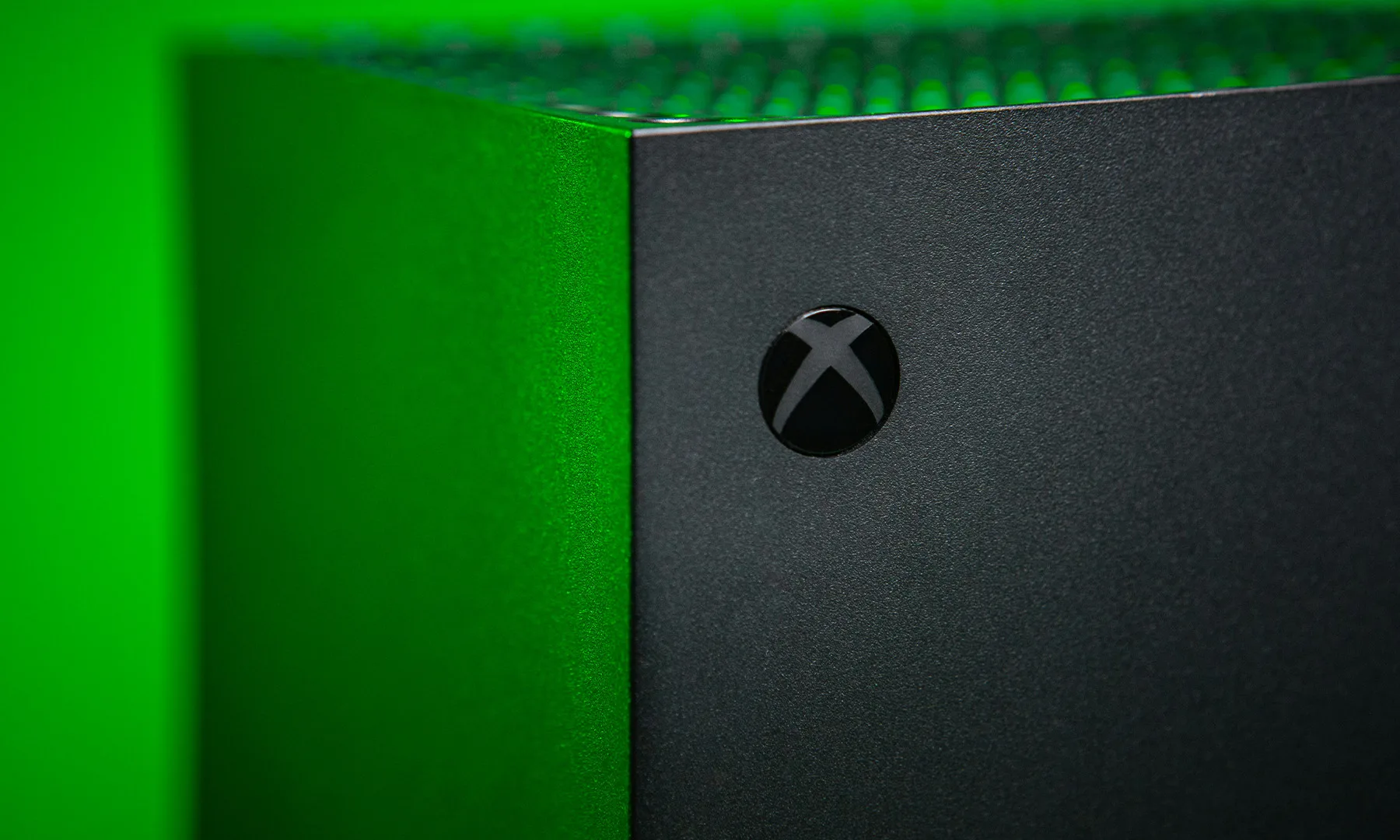 Microsoft brings AI assistants to Xbox consoles. 1 Xbox console green image