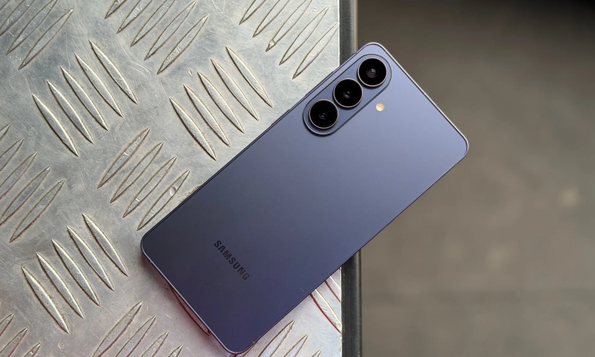 Samsung S26 Plus جائزہ: مسلسل بورنگ 27 Samsung S26 Plus