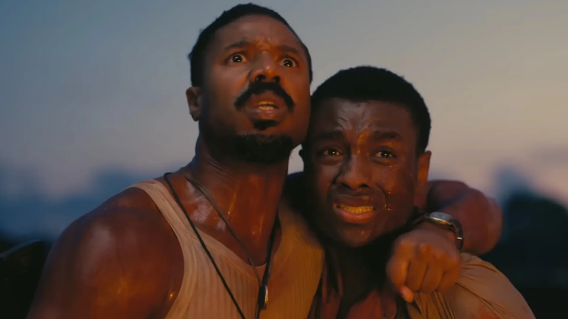 مائیکل بی جورڈن گنہگاروں میں مائلز کیٹن پکڑے ہوئے ہیں۔