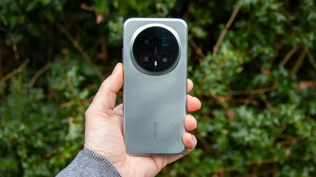 آنر میجک 8 پرو ریئر