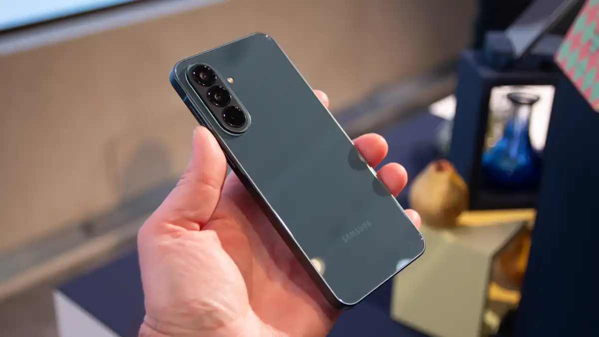 Samsung Galaxy A37 ہینڈز آن 12