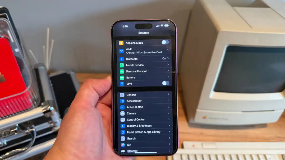 آئی فون 16 پلس سافٹ ویئر
