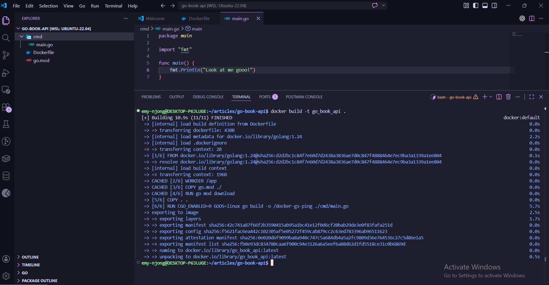IDE ٹرمینل کا اسکرین شاٹ دکھا رہا ہے کہ ڈوکر امیج بن رہی ہے۔