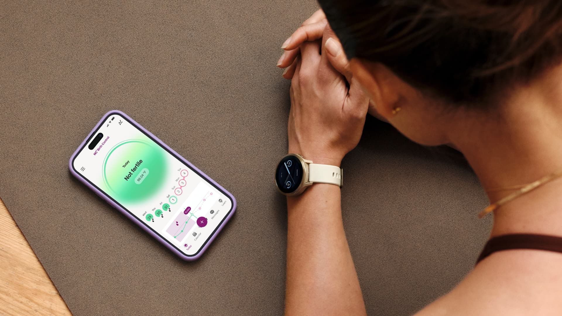 آئی فون اور گارمن اسمارٹ واچز جو کسی شخص کی ماہواری سے باخبر رہنے کی معلومات دکھاتی ہیں۔