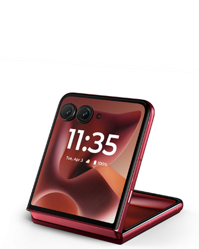 ریڈ Motorola Razr Ultra (2025) کی آفیشل پروڈکٹ رینڈر