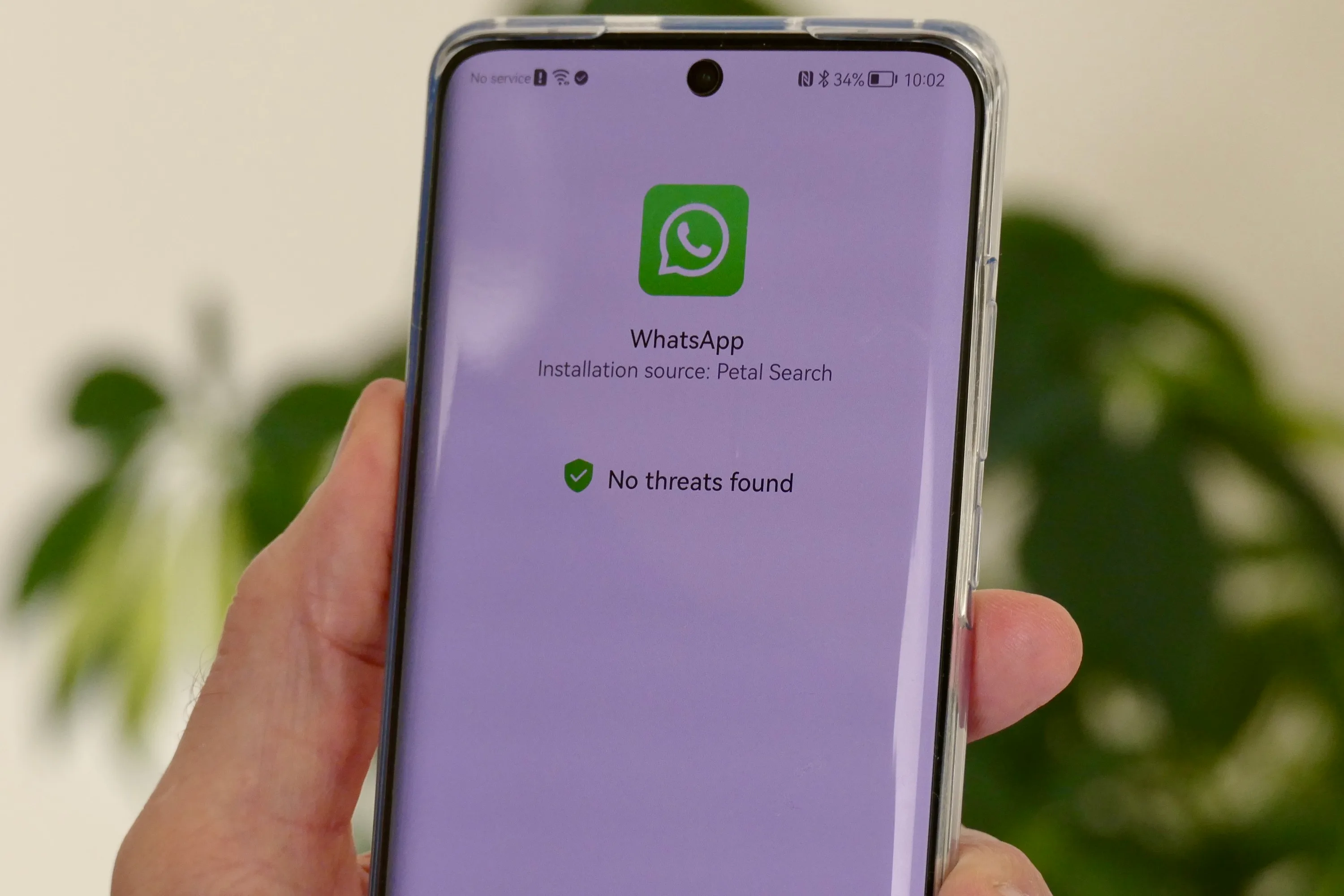 APK فائل کا استعمال کرتے ہوئے اپنے Huawei فون پر WhatsApp انسٹال کریں۔