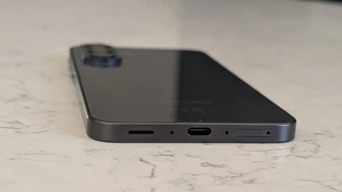 Samsung Galaxy A37 5G جائزہ 13