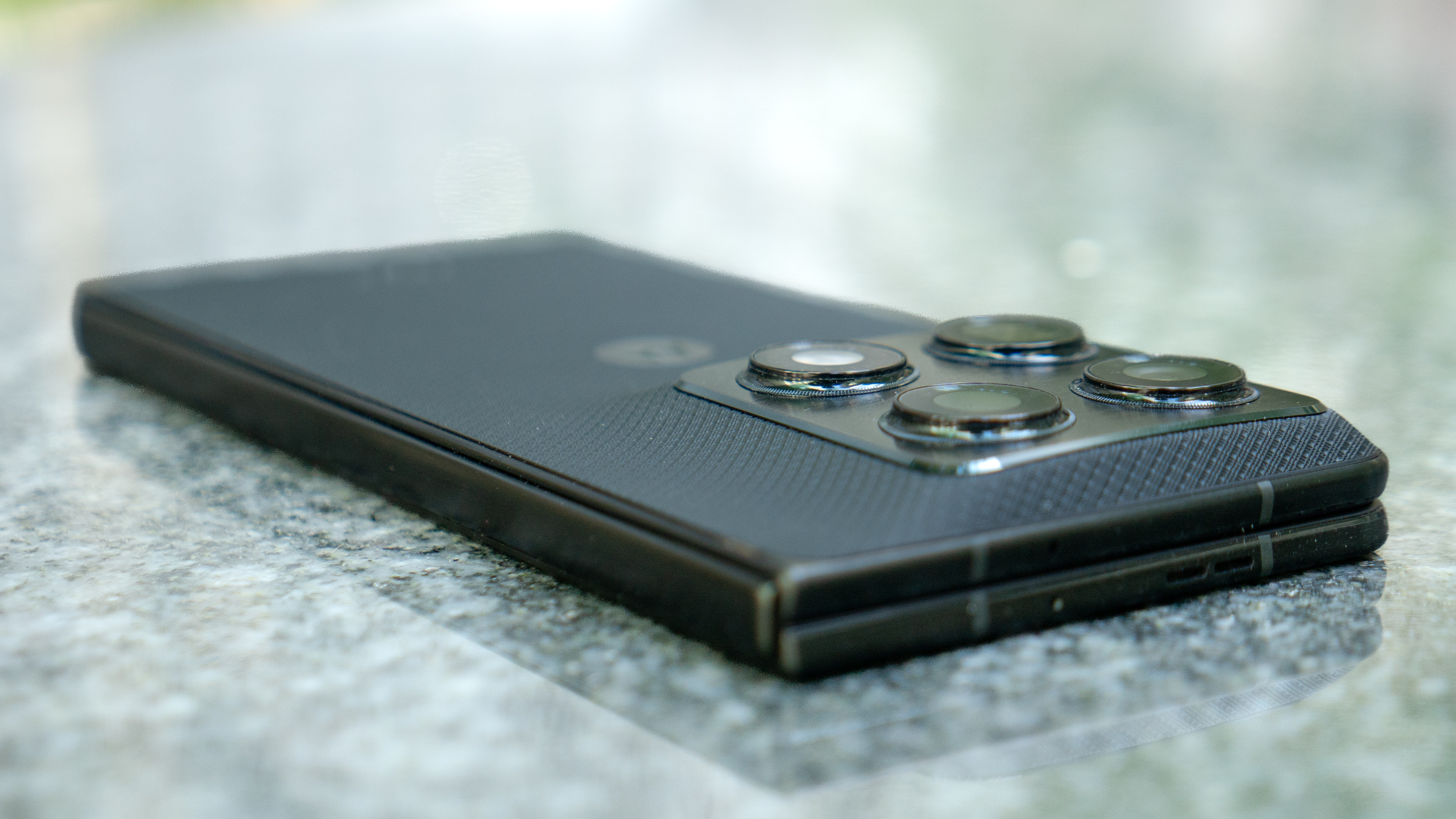 Motorola Razr فولڈ بیک۔