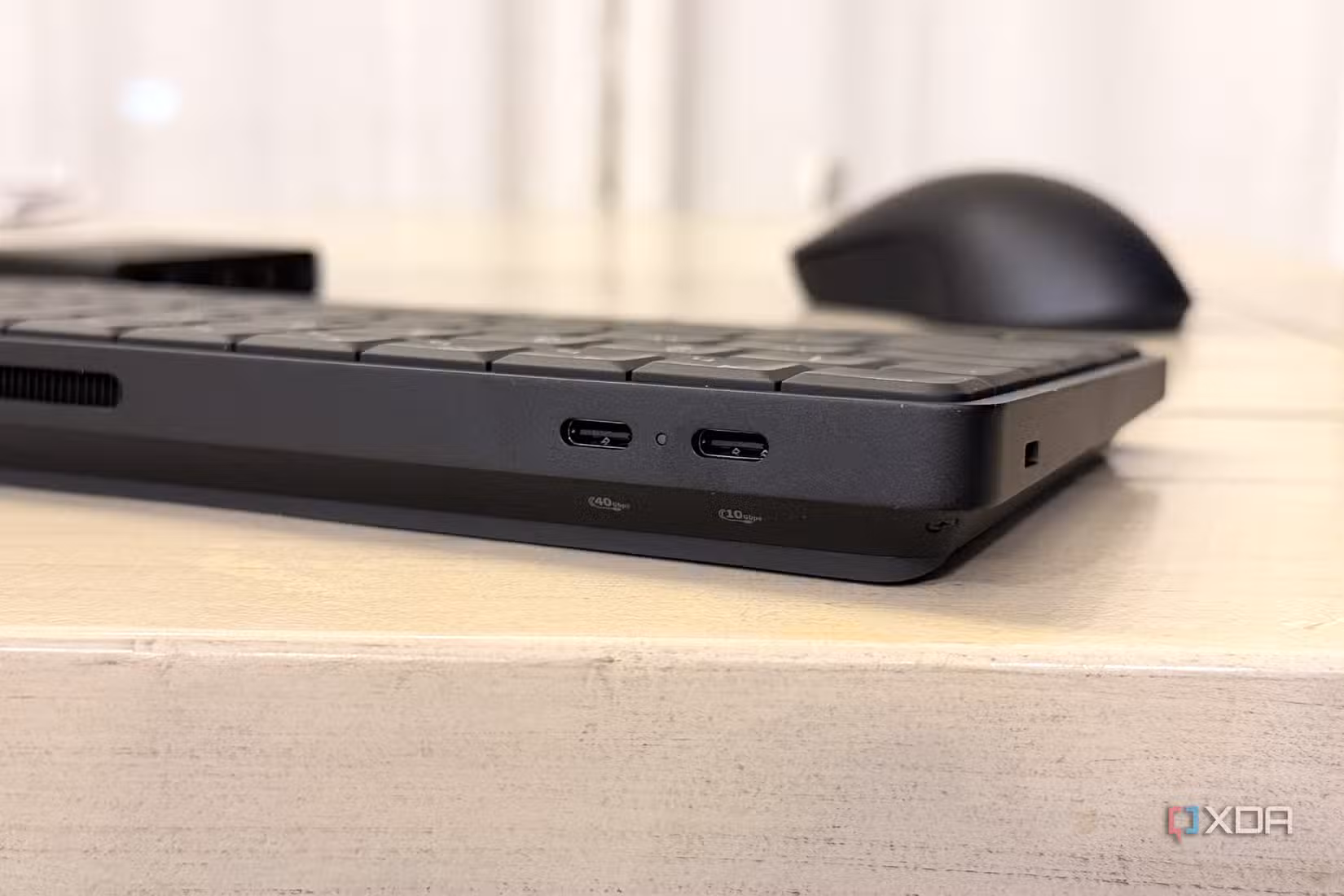 hp ایلیٹ بورڈ g1a پیچھے کا کونا