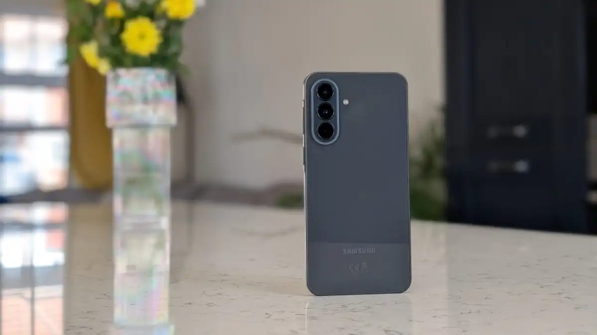 Samsung Galaxy A37 5G جائزہ 1
