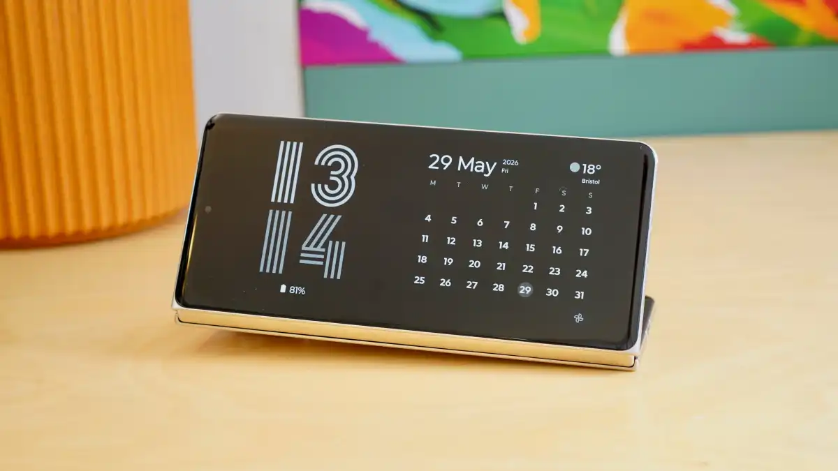 Motorola Razr Fold Review: ایک پرتعیش فولڈ ایبل پروڈکٹ 3 Motorola Razr Fold 9