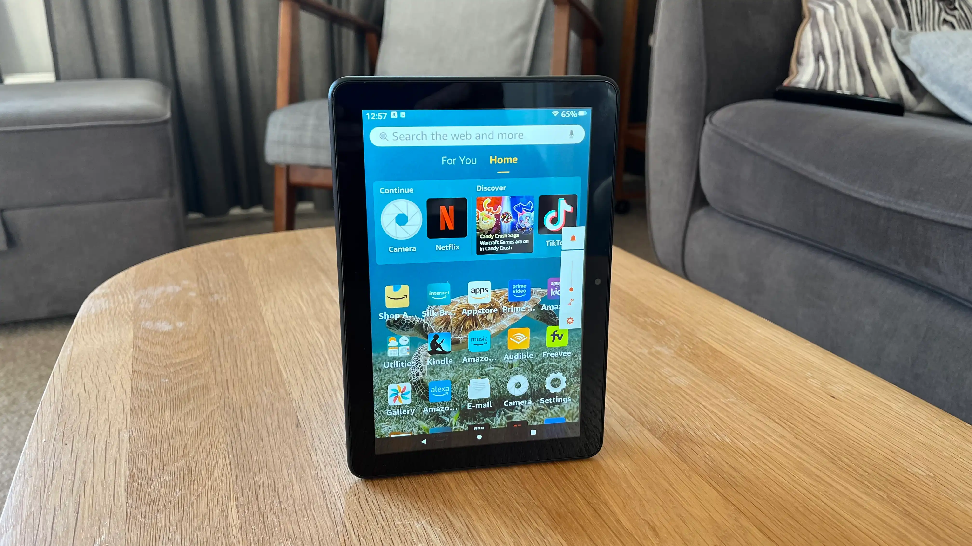بہترین بجٹ ٹیبلٹ: بہترین قیمت کے ساتھ سستی سلیٹ 26 Amazon Fire HD 8 (2024) - بہترین £100/0 سے کم
