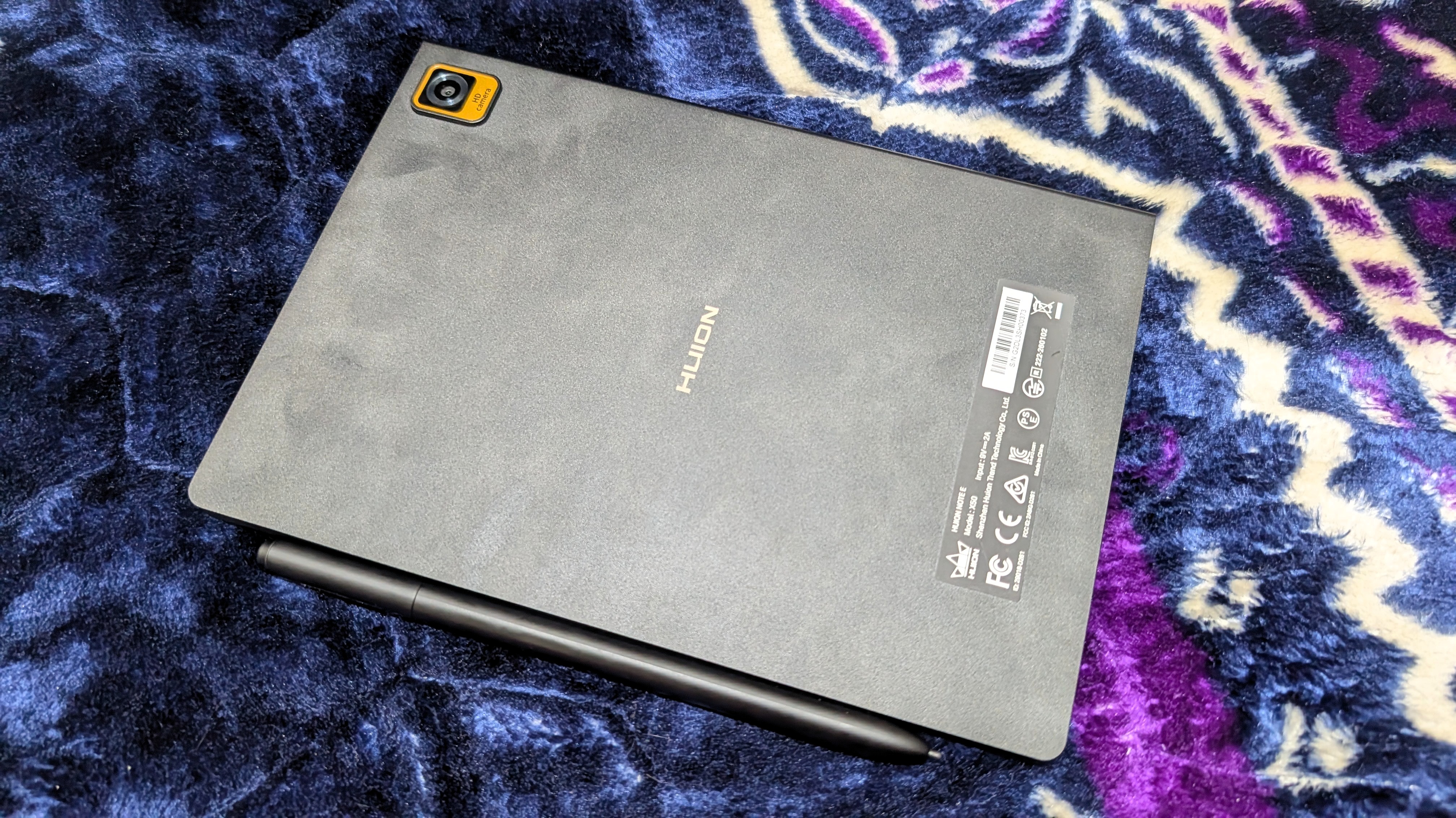 میں نے اپنا Huion Note E اینڈرائیڈ ٹیبلٹ اس سے کہیں زیادہ استعمال کیا جتنا میں نے سوچا تھا۔ 6 اسٹائلس اور کاغذ نما ڈسپلے کے ساتھ Huion Note E اینڈرائیڈ ٹیبلیٹ