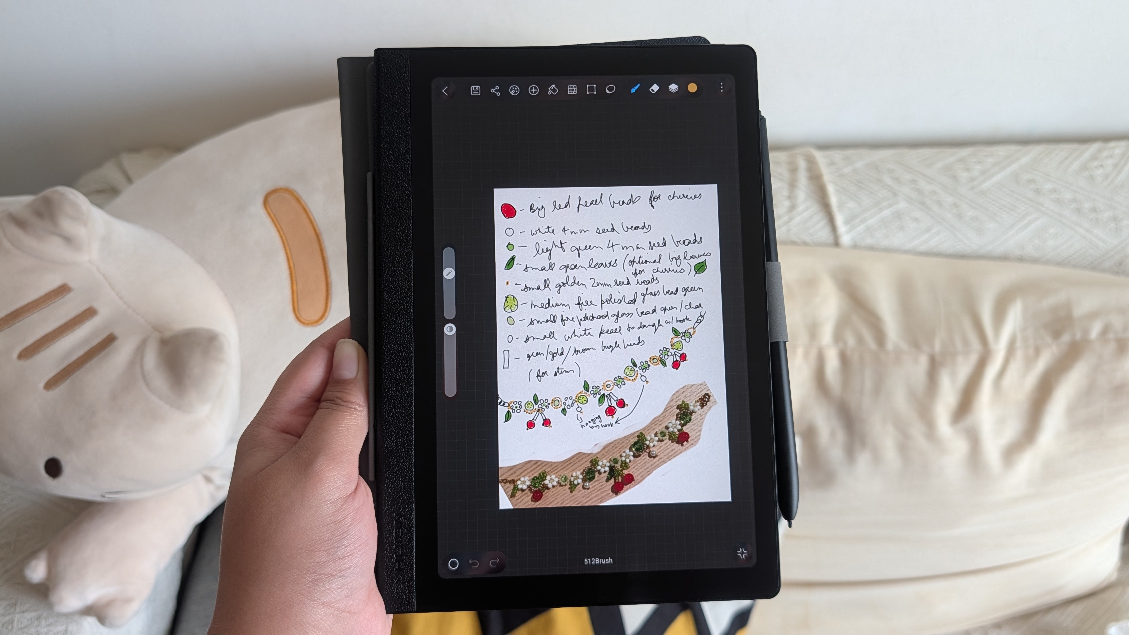 میں نے اپنا Huion Note E اینڈرائیڈ ٹیبلٹ اس سے کہیں زیادہ استعمال کیا جتنا میں نے سوچا تھا۔ 15 اسٹائلس اور کاغذ نما ڈسپلے کے ساتھ Huion Note E اینڈرائیڈ ٹیبلیٹ
