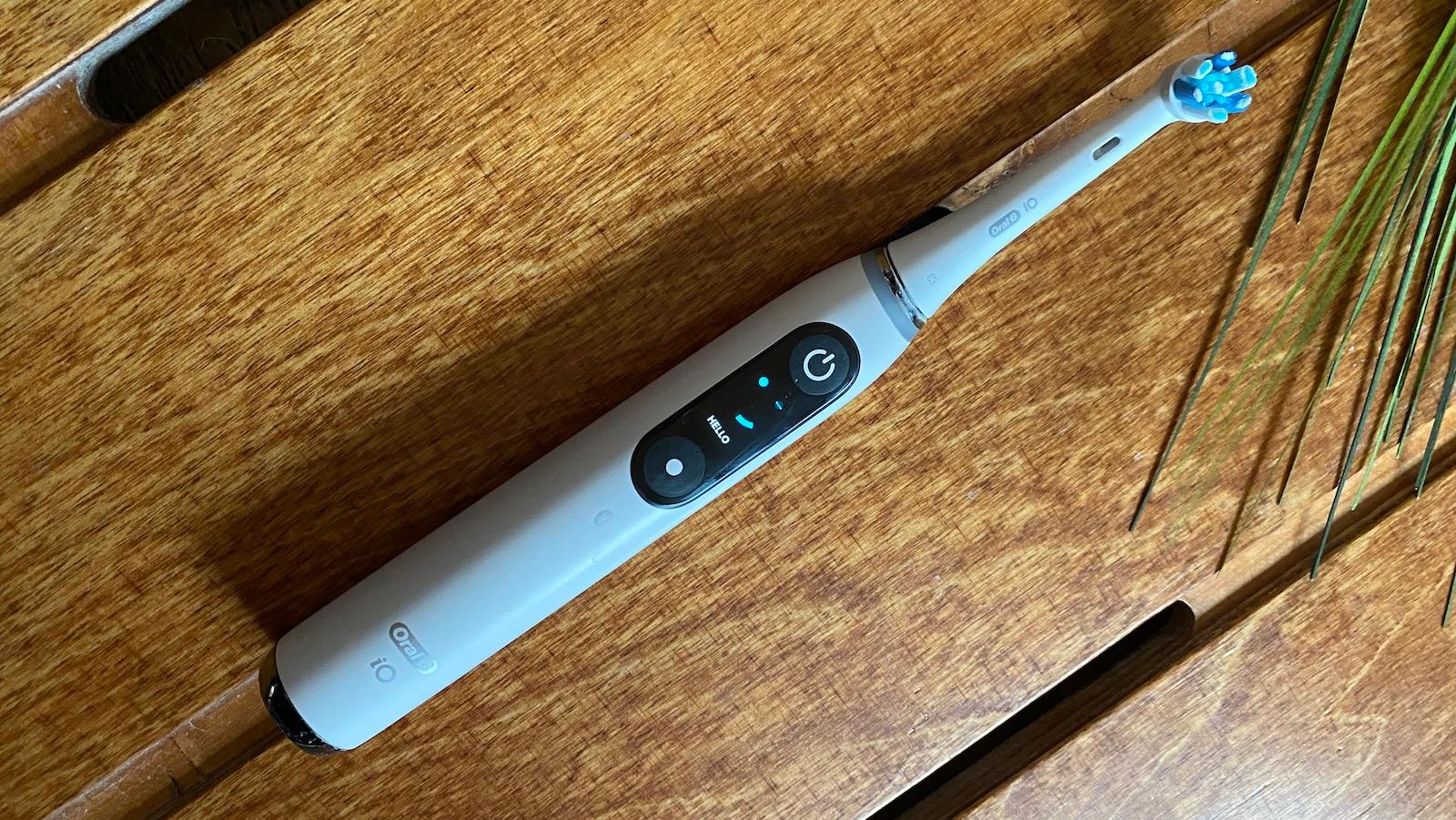 بہترین Oral-B الیکٹرک ٹوتھ برش 2026 22 Oral-B iO9 - اپنے دانت صاف کرنے کے لیے حتمی رہنما