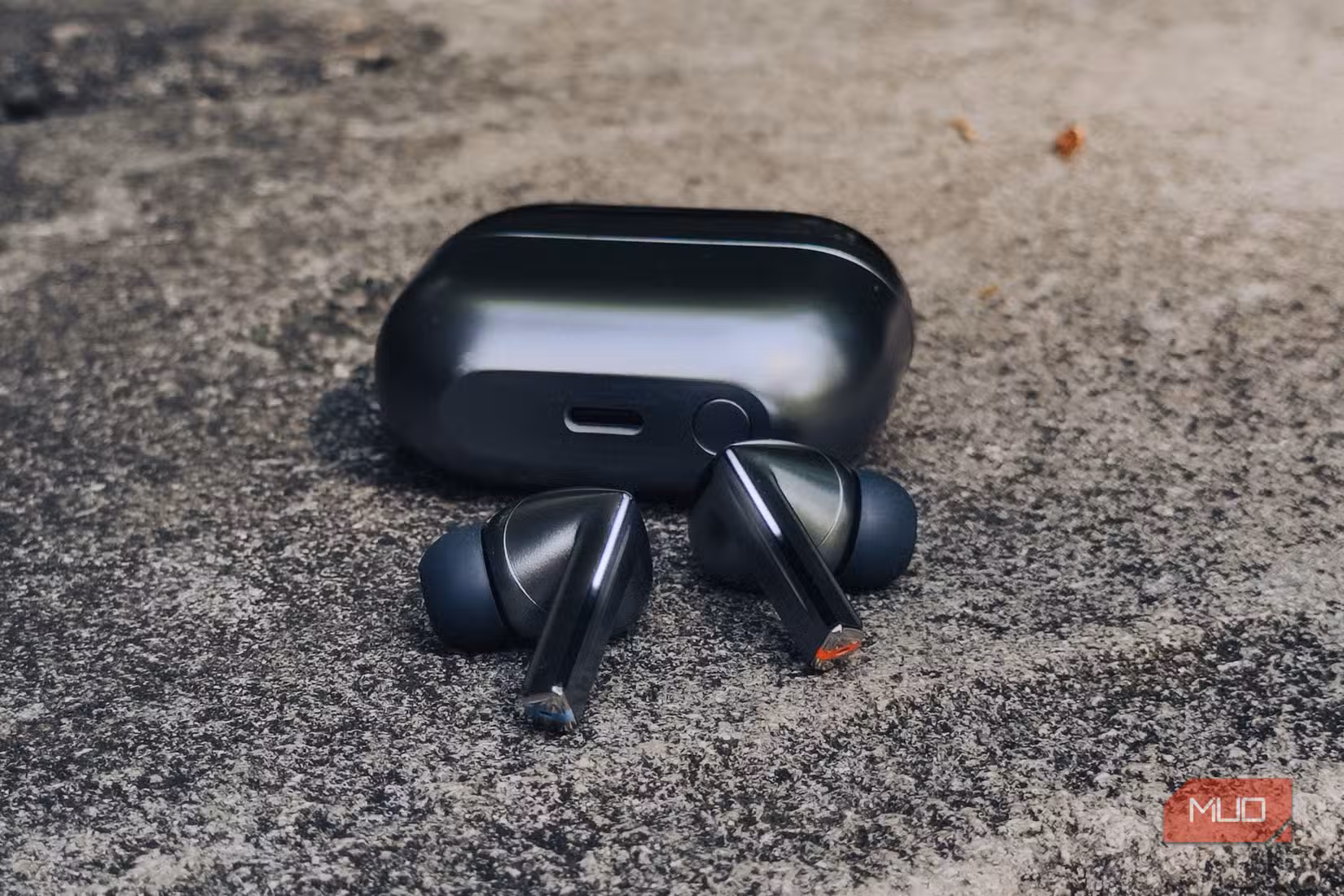 Samsung Galaxy Buds 3 Pro Blade Lite On-1 کے ساتھ