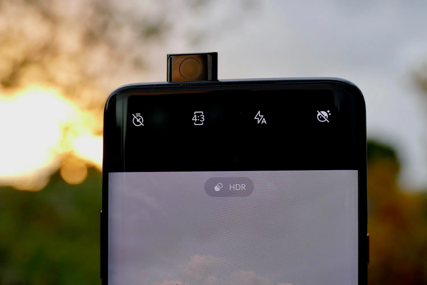 OnePlus چلا گیا، اور Android فونز امریکہ میں زیادہ بورنگ ہو گئے ہیں۔ 2 OnePlus 7T Pro McLaren ایڈیشن
