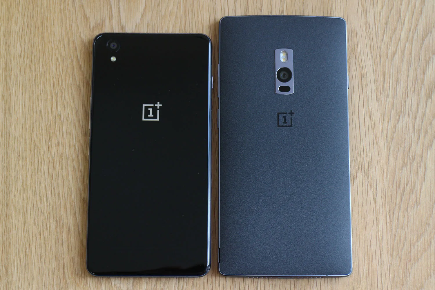 OnePlus چلا گیا، اور Android فونز امریکہ میں زیادہ بورنگ ہو گئے ہیں۔ 1 سیل فون