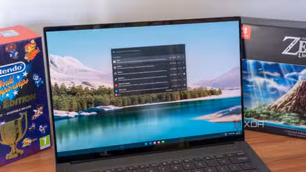 Windows 11 لیپ ٹاپ Raycast چلا رہا ہے اور دستیاب ایکسٹینشن دکھا رہا ہے۔