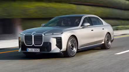 BMW 2027 i7 60 xDrive EV