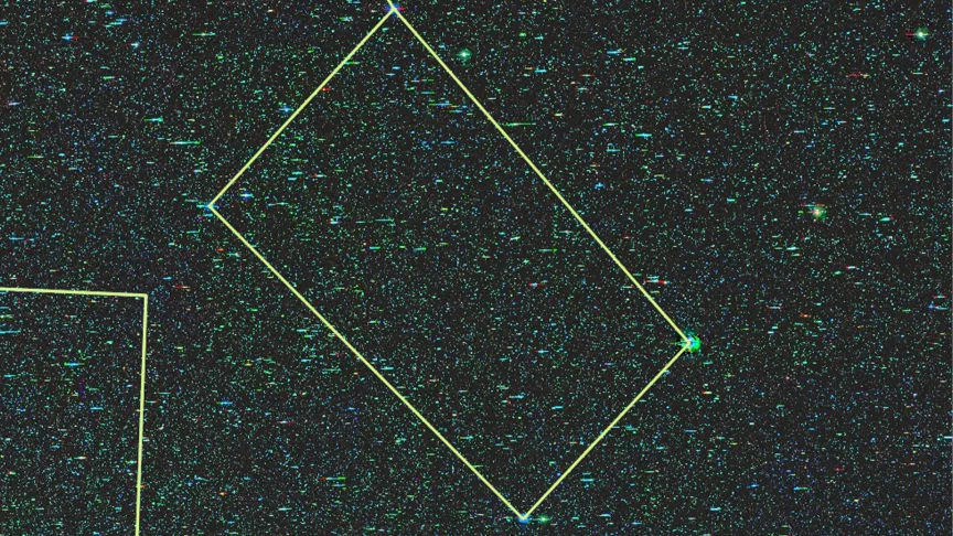 Ursa Minor Legacy Viewer 2D نقشہ پر چڑھا ہوا ہے۔