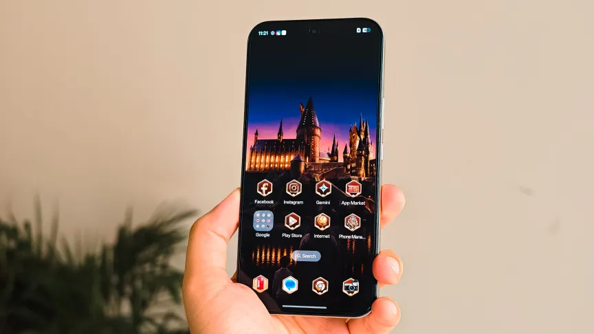 Realme کا ہیری پوٹر ایڈیشن فون 2026 کا بہترین تعاون پروڈکٹ ہے۔ 1 Realme 16 Pro 5G ہیری پوٹر ایڈیشن ڈسپلے۔