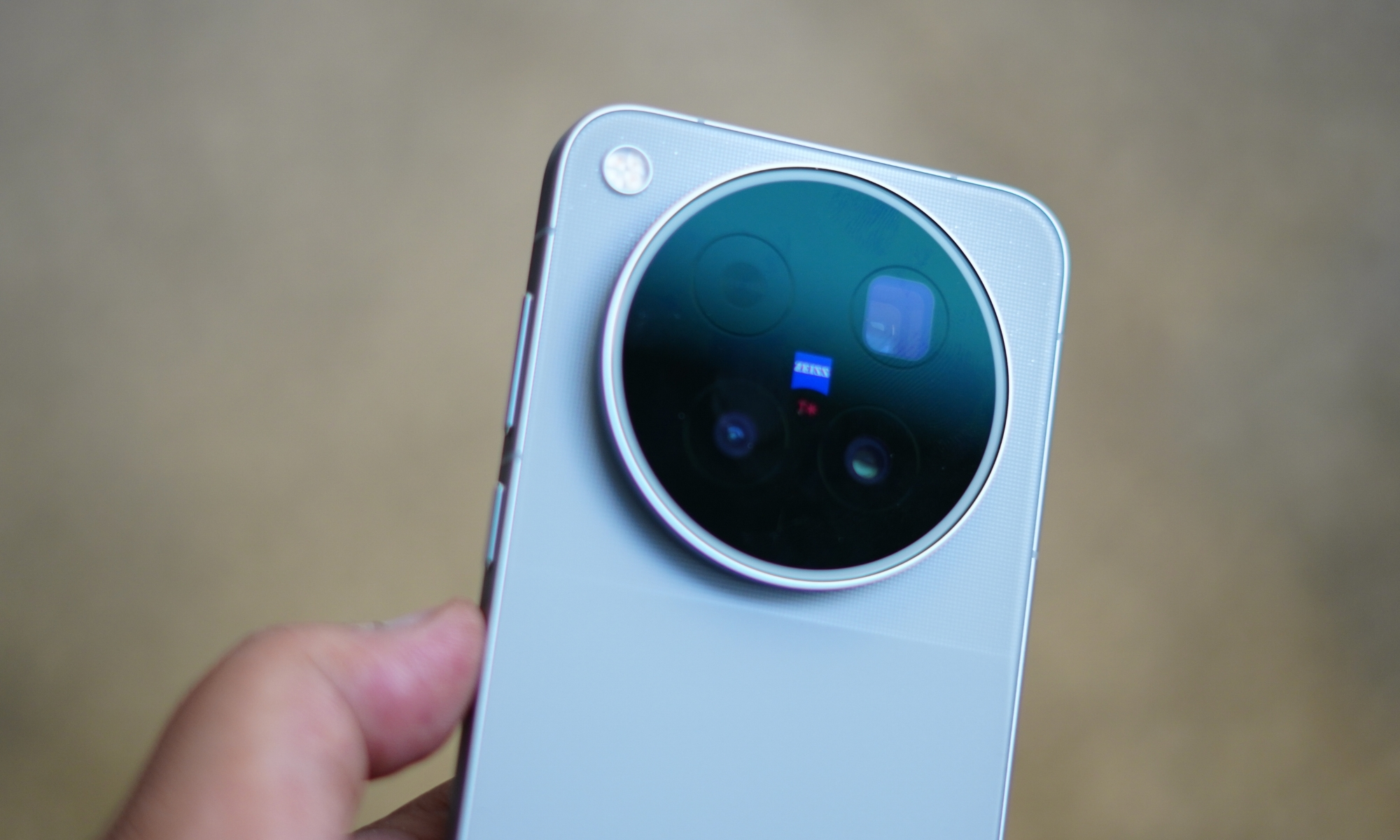 Vivo X500 Pro Max کے پہلے تاثرات: Vivo گیم میں ہے اور مقابلہ سخت ہوگا۔ 3 Vivo X500 Pro Max