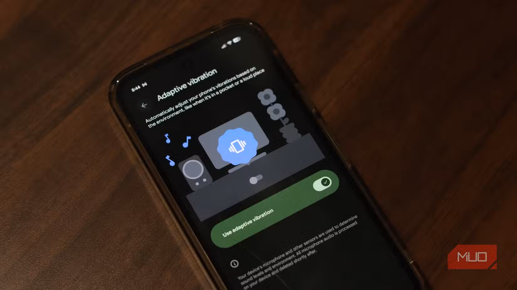 Pixel 9a پر اڈاپٹیو وائبریشن سیٹنگز۔